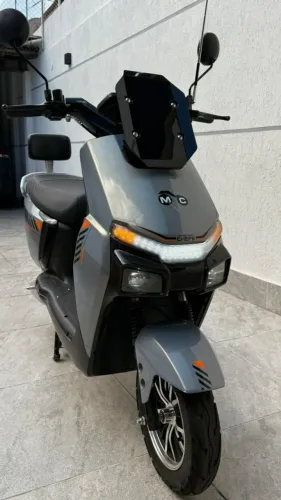 Vendo Moto Elétrica - Econômica, Sem Gasolina!