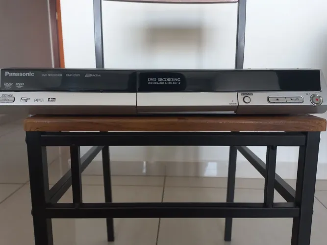 Gravador DVD Panasonic DMR-ES10