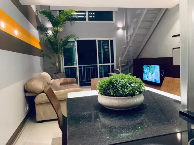 Flat MOBILIADO Condominio LOFTGYN. Com 1 qrt suíte,1 vaga de garagem. Em frente ao Parque