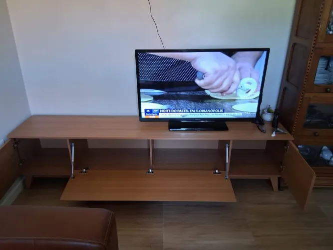 Rack de chão para tv