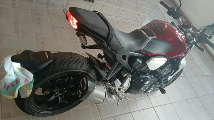 Cb1000r neo café 2019