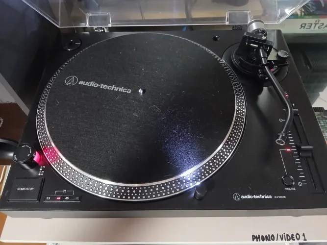 TOCA-DISCOS AUDIO TECHNICA. NOVO