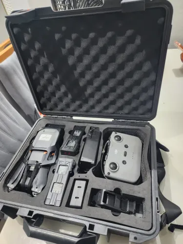 Drone DJI Mavic 3 Pro Fly More - Semi Novo + Kit Completo | 7 Baterias