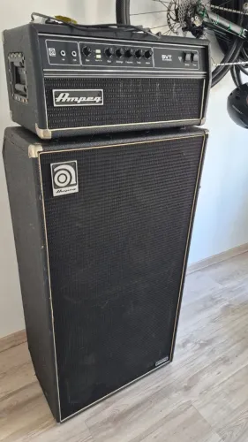 VENDO AMPEG SVT CLASSIC - 300W VALVULADO + GABINETE 8x1
