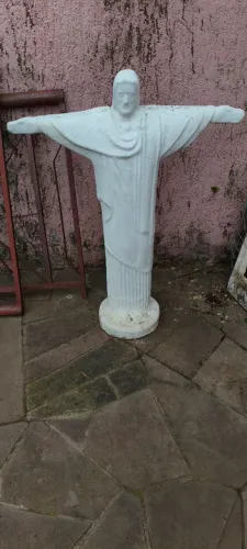 ESTATUA DE CRISTO DE CIMENTO