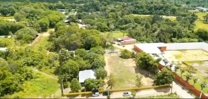 Chácara Don Henrique, 3.661m² c/ Casa e Documentação OK - Tarumã Açú