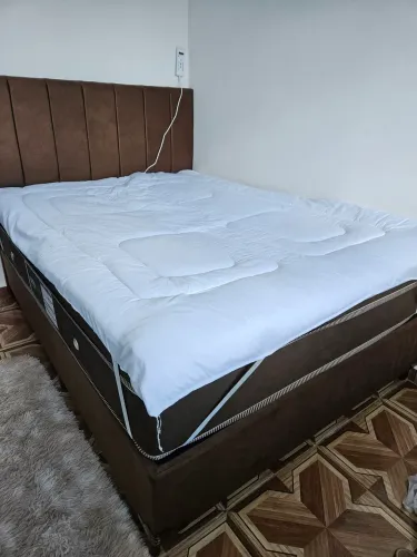Cama casal com massagem