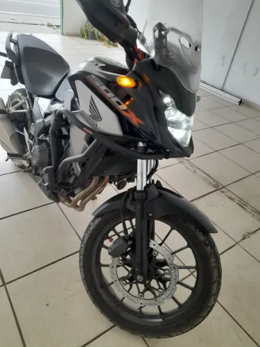 Vendo troco cb 500x 2022 emplacada até 08/2027 golpista nem tente 