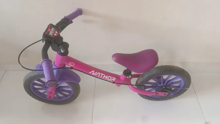 Bicicleta de equilíbrio Nathor