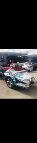 Jet skin