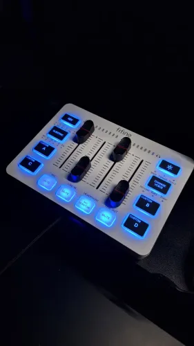 Mesa de Som Fifine SC3