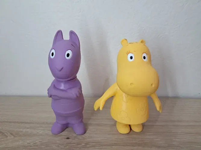 Kit 2 Bonecos Backyardigans Tasha e Austin - Elka (Usados)