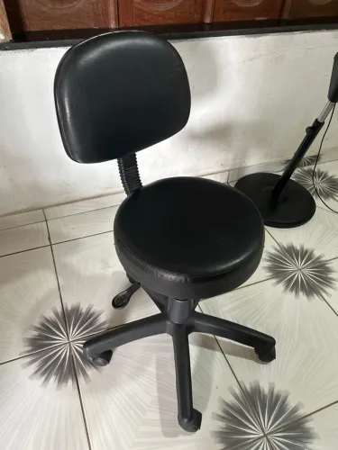 Mocho cadeira de estética