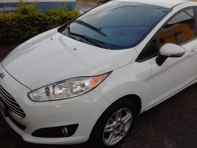 Ford Fiesta Sedan SEL 1.6 16V Flex Mec. 2017