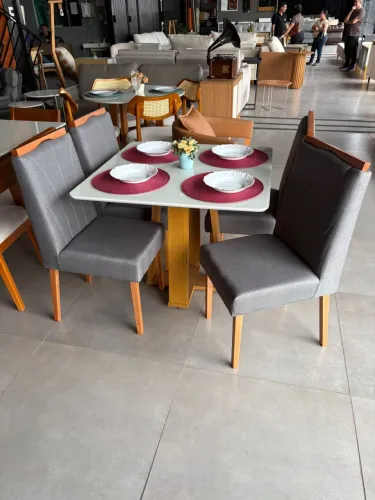 MESA RUBI 90 x 90 c/ 4 CADEIRAS JK em madeira*