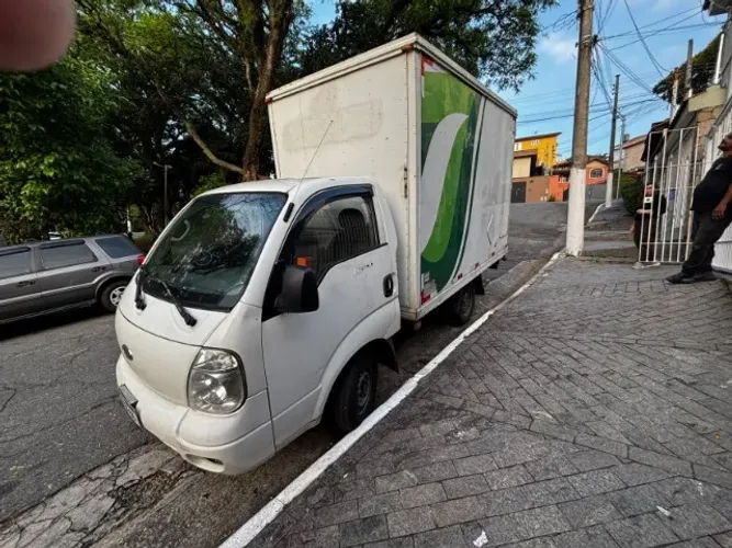Kia Bongo 2011/2012 Baú Grande | Revisada | 4 Pneus Novos