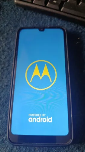 MOTOROLA E6 - PLUS 64 GIGAS  OU TROCO