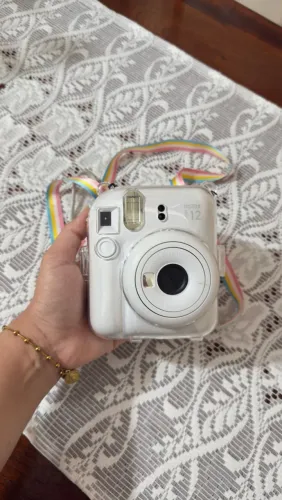 Câmera Instax Mini 12 Branca + 8 Fotos de Filme