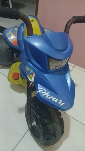 Moto elétrico conservada