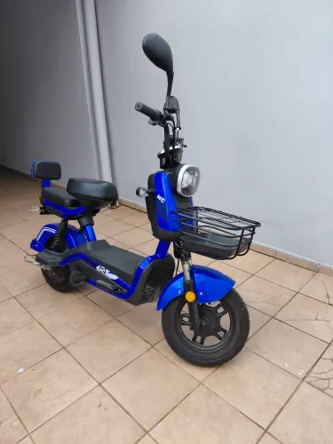 Bicicleta Elétrica Scooter
