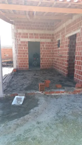 TERRENO 300m² NO ESTÂNCIA DAS ÁGUAS + OBRA INICIADA - ACEITA ASSUNÇÃO