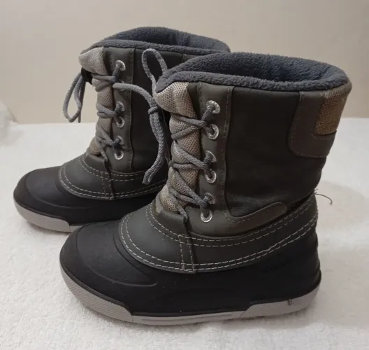 Bota infantil para neve