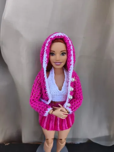 Conjunto Barbie Curvy em crochê 