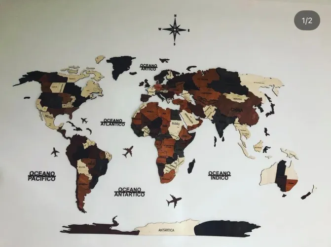 Mapa de madeira