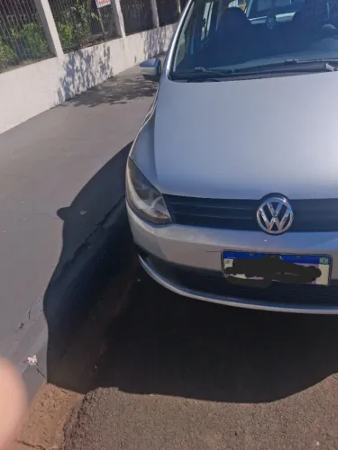 Volkswagen Fox 1.6 MI Total Flex 8V 5P 2013