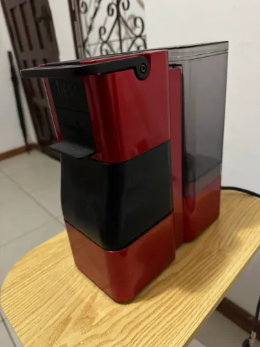 Cafeteira cápsula 3 corações