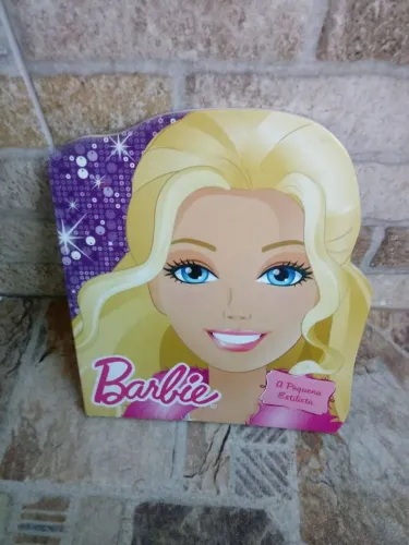 Livro infantil barbie A pequena Estilista