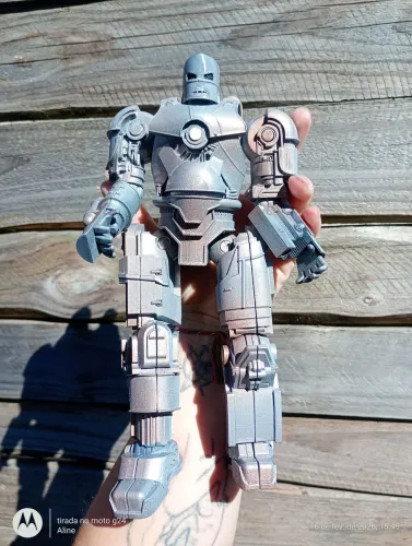 Boneco articulado Mark 1 homem de ferro