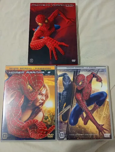 Trilogia homem aranha com Tobey Maguire com 6 discos seminovos