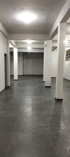 Alugo ótima loja em São Pedro