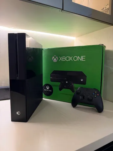 Xbox One perfeito estado