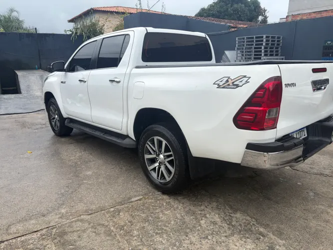 Toyota Hilux CD SRX 4X4 2.8 TDI 16V Diesel Aut. 2018