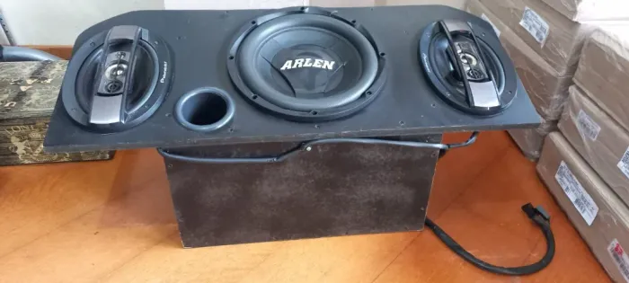 SOM PARA CARRO COM RADIO