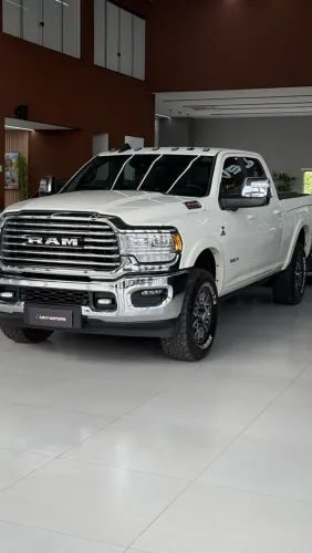 Ram 3500 Limited Longhorn 6.7 TB CD Diesel 2024