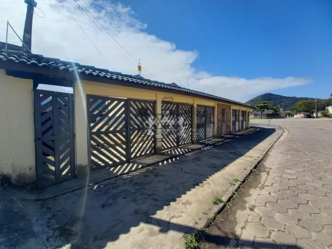 Ótima Oportunidade, Condomínio c/ 09 casas à venda, Martim de Sá, Caraguatatuba.