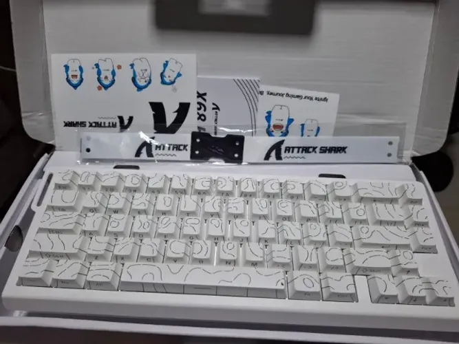 Teclado Magnético Gamer Attack Shark X68he NOVO (SEM USO) -