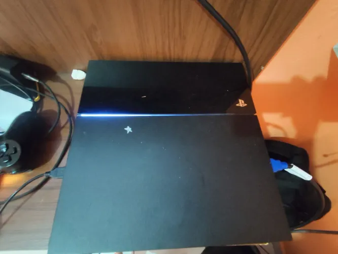 Ps4 500gb problema no leitor de disco (com 2 Controles)