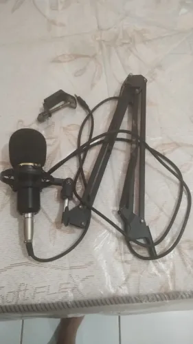 Kit 3 Microfones Condensadores + Braços Articulados e Acessórios