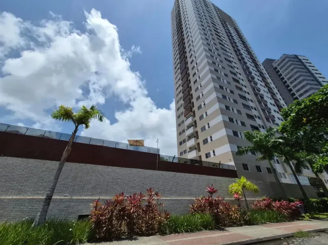 ALUGA APARTAMENTO EM MANAIRA