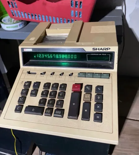 Calculadora Sharp 2612 Compacta E Funcional