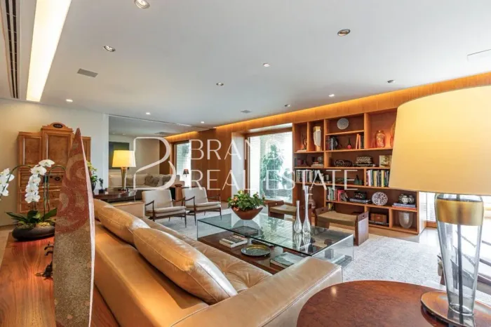 Apartamento com 517 m², 3 suítes, 6 vagas - Vista para o Parque Ibirapuera na Vila Nova Co