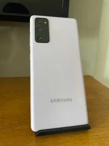 CELULAR S20 FE