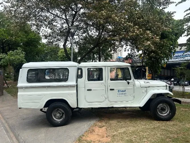 Toyota Band.Picape Chassi Longo Diesel 2000