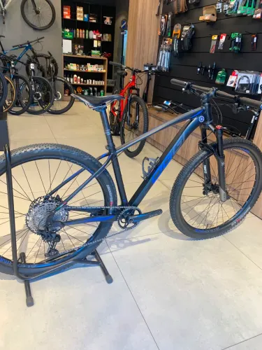 Oggi Big Wheel 7.4 tamanho M (17) Shimano SLX