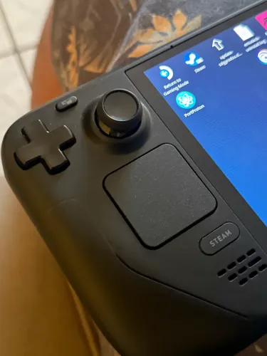Steam deck OLED 1Tb, usado pouquíssimas vezes.