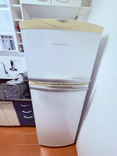 Geladeira com defeito